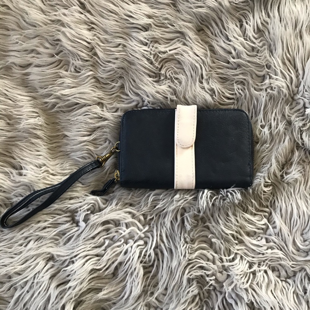 Wristlet wallet👛